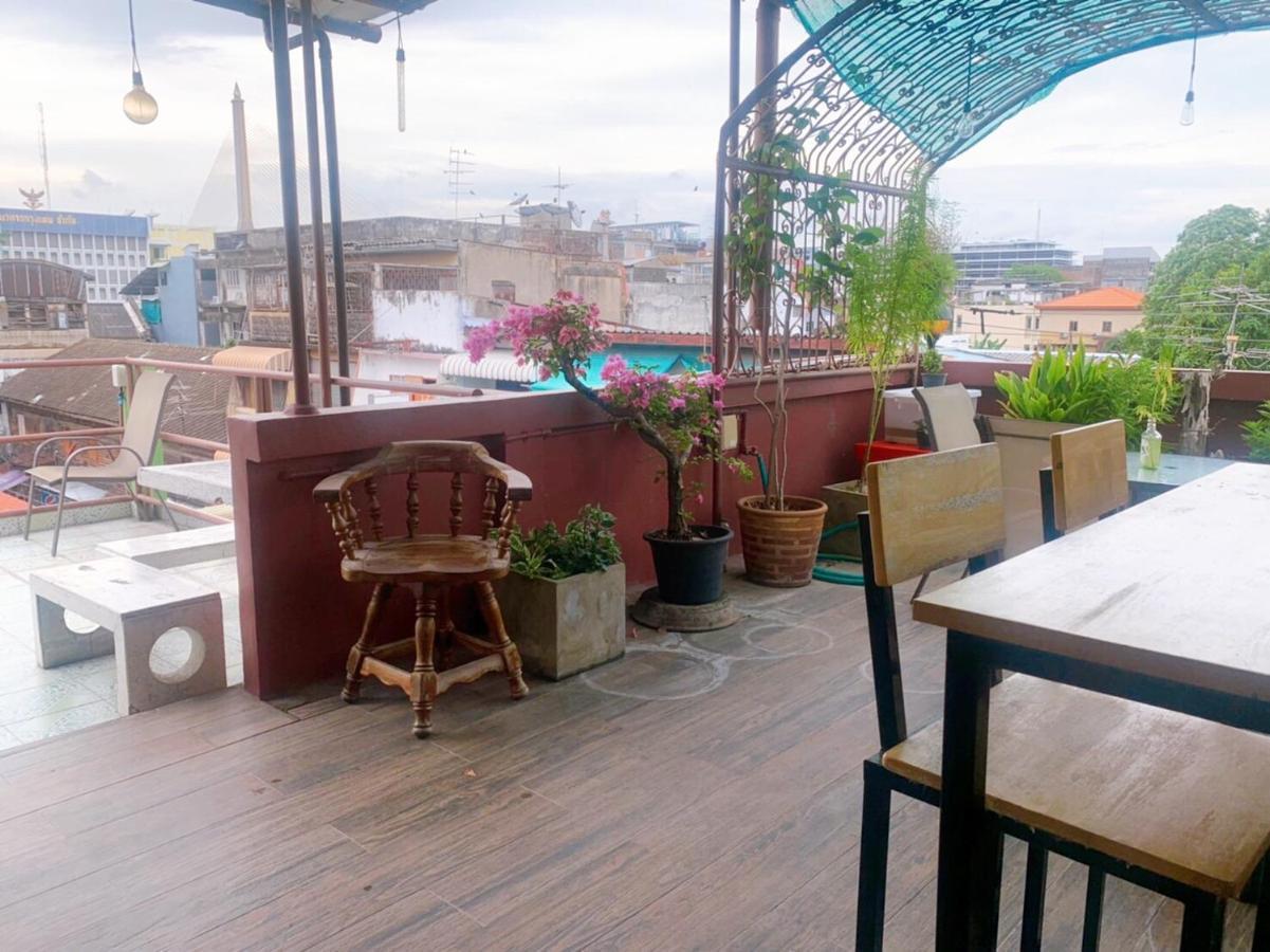 Ying Hostel Bangkok Exterior foto